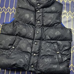 GAP Black Puffer Vest with Subtle Print